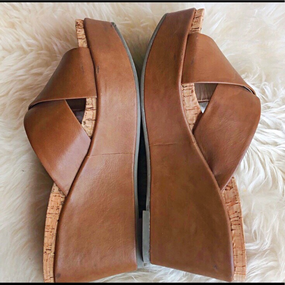 Report wedge sandals